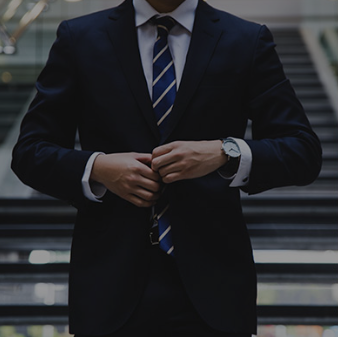 6 Dicas de Looks para Formatura Simples para Homens e Mulheres